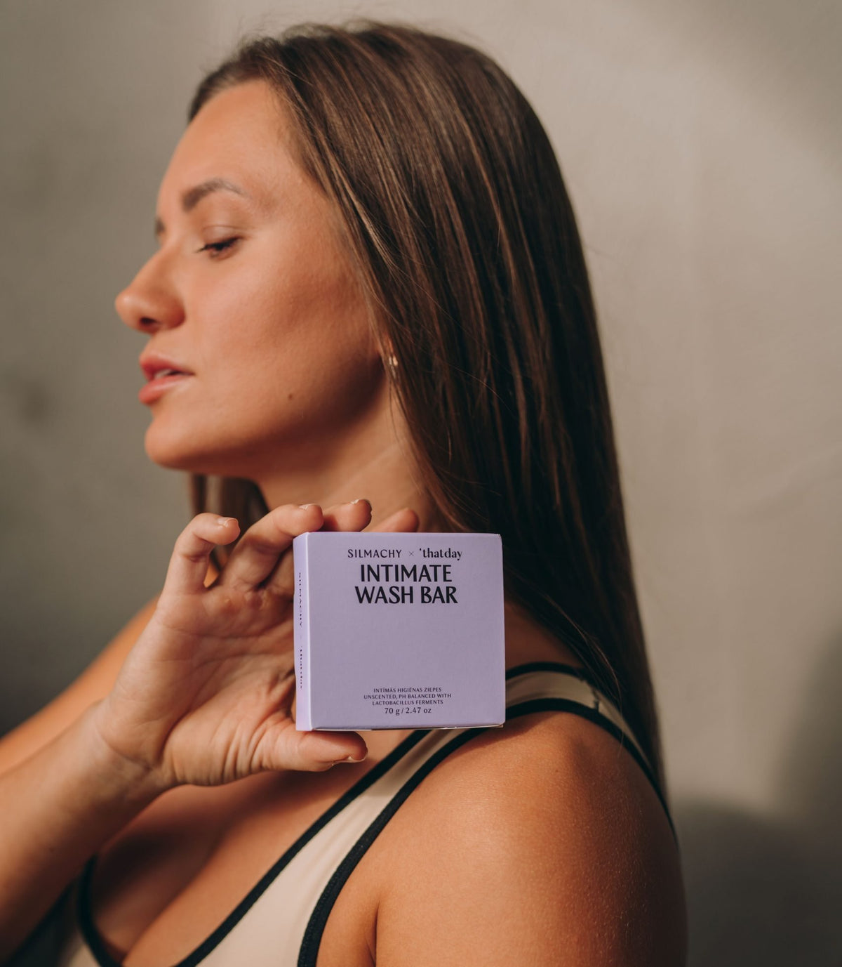 Intimate wash bar for delicate intimate hygiene